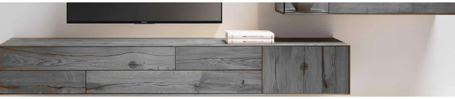 Wandmontiertes Sideboard aus Holz